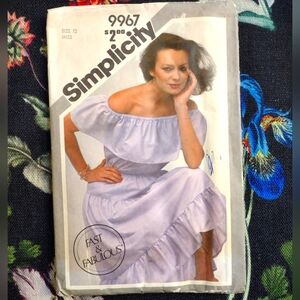 Simplicity Sewing Pattern 9967